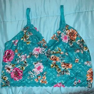 Torrid lace bralette size 4